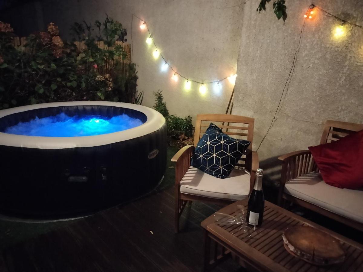 Magnifique Villa Avec Jacuzzi Au Pied Du Stade 圣但尼 外观 照片